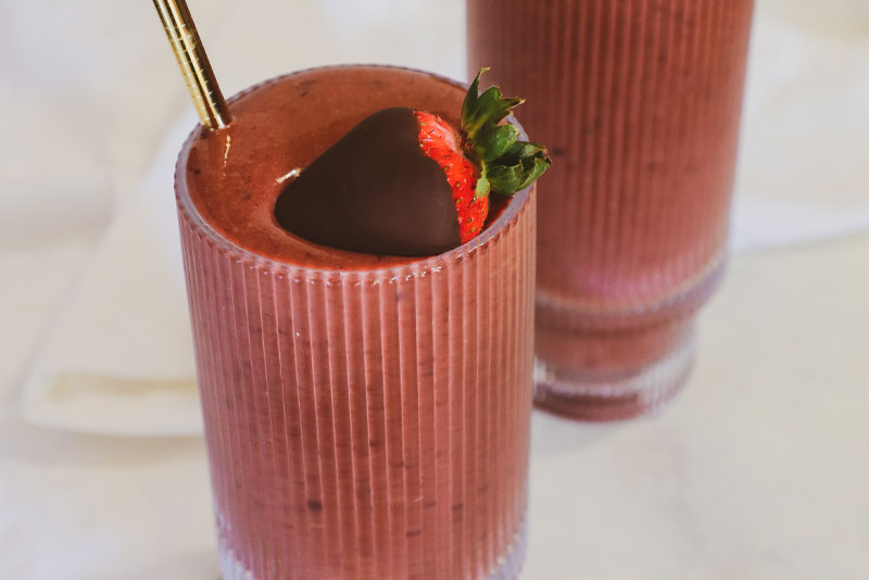 Chocolate Covered Strawberry Smoothie